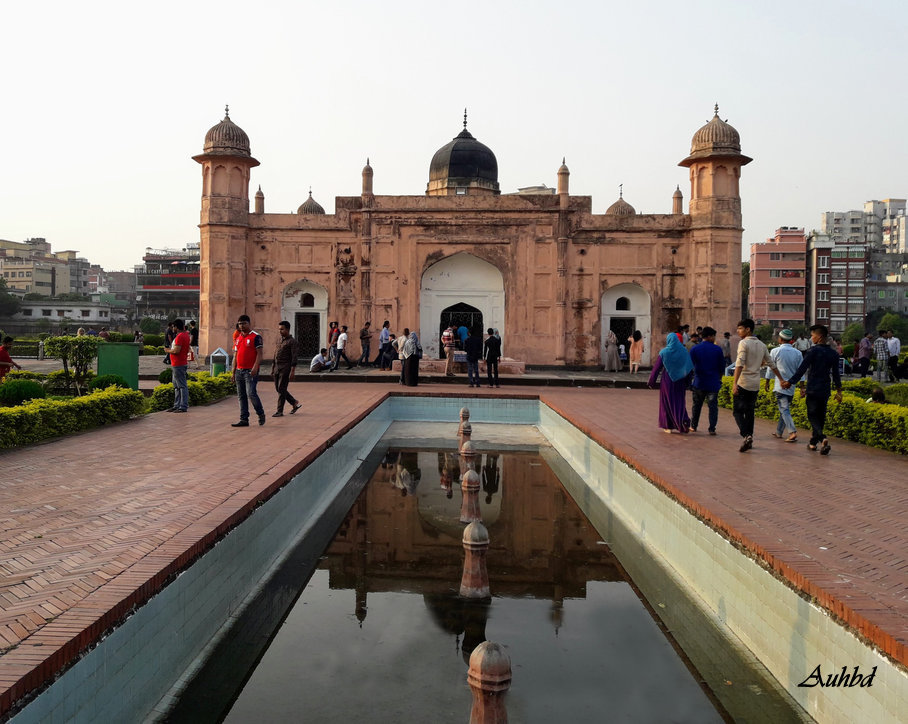 The Tomb of Pari Bibi